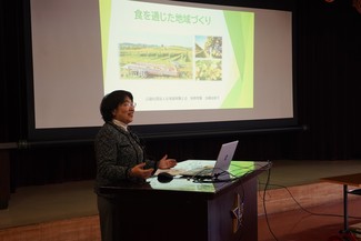 北海道栄養士会・加藤常務理事による基調講演